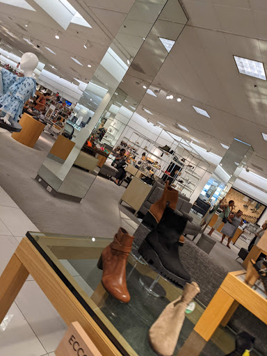 Department Store «Nordstrom Southcenter», reviews and photos, 100 Southcenter Mall, Tukwila, WA 98188, USA