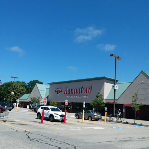 Grocery Store «Hannaford Supermarket», reviews and photos, 299 Elm St, Biddeford, ME 04005, USA