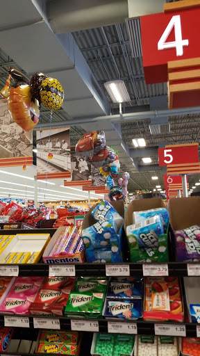 Grocery Store «Strack & Van Til Food Market And Cafe And Deli», reviews and photos, 7760 E 37th Ave, Hobart, IN 46342, USA