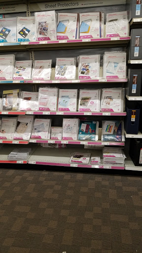 Office Supply Store «OfficeMax», reviews and photos, 4747 N Harlem Ave, Harwood Heights, IL 60706, USA