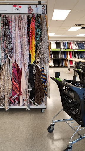 Fabric Store «Jo-Ann Fabrics and Crafts», reviews and photos, 2747 Festival Ln, Dublin, OH 43017, USA