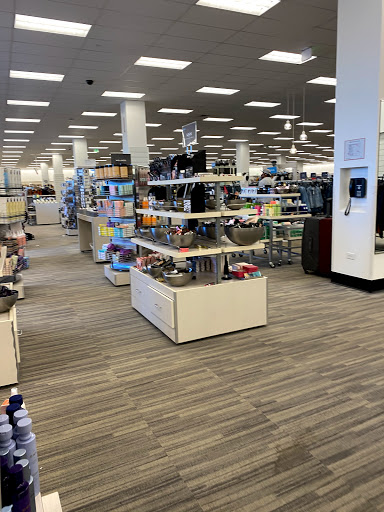 Department Store «Nordstrom Rack Perimeter Expo», reviews and photos, 1201 Hammond Dr NE, Dunwoody, GA 30346, USA
