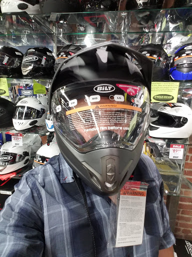 Motorcycle Parts Store «Cycle Gear», reviews and photos, 1500 Harrison St, San Francisco, CA 94103, USA