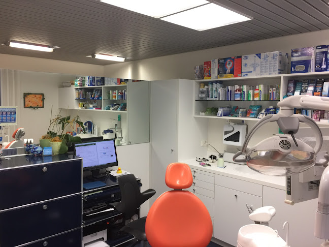Rezensionen über Dentalhygienepraxis Silvia Wettstein in Wettingen - Zahnarzt
