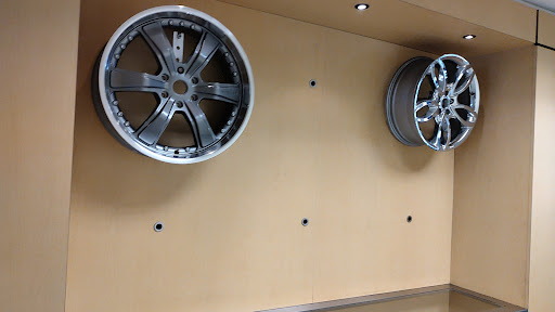 Ford Dealer «Holmes Tuttle Ford Auto Mall Tucson», reviews and photos, 660 W Auto Mall Dr, Tucson, AZ 85705, USA