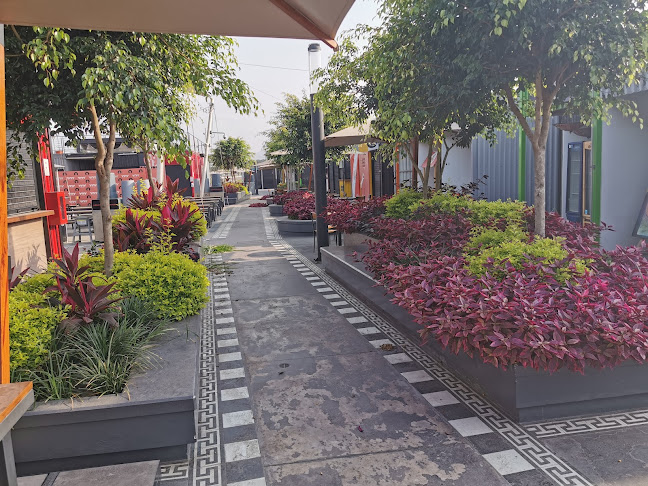 Opinii despre Del Jardin în Miraflores - Centro de jardinería