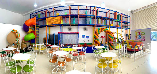 Logo da empresa - Buffet Infantil Família TIC TAC