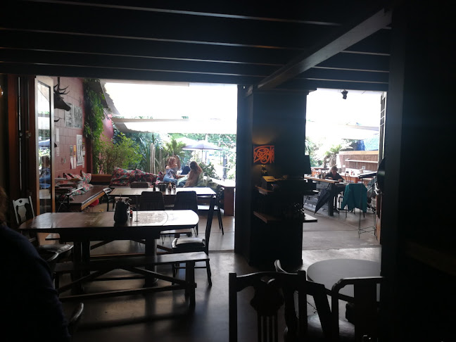 http://www.devillecafe.nz/
