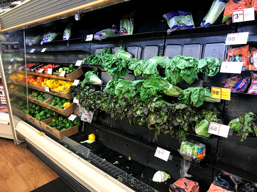 Grocery Store «Fresco y Más», reviews and photos, 3701 NW 7th St, Miami, FL 33126, USA