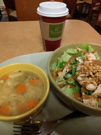 Sandwich Shop «Panera Bread», reviews and photos, 2484 N Randall Rd, Elgin, IL 60123, USA