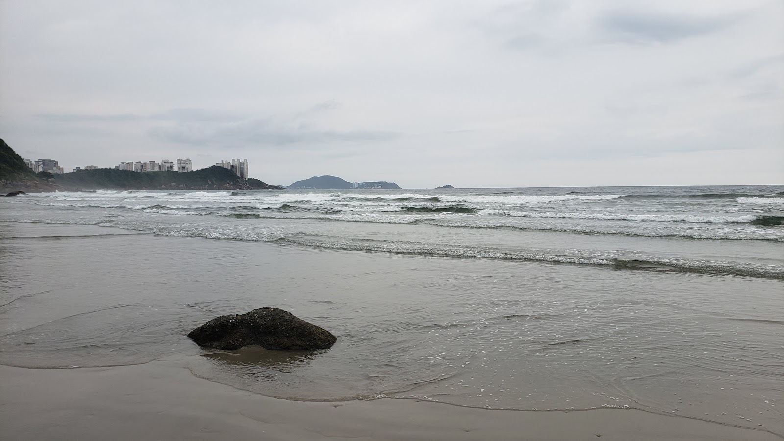Photo de Plage Bueno avec baie spacieuse