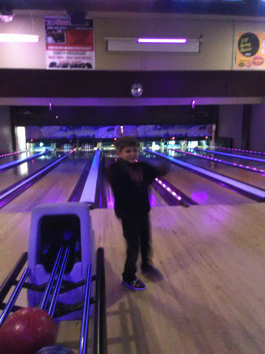 Bowling Alley «Prairie Lanes», reviews and photos, 202 E Yelm Ave, Yelm, WA 98597, USA