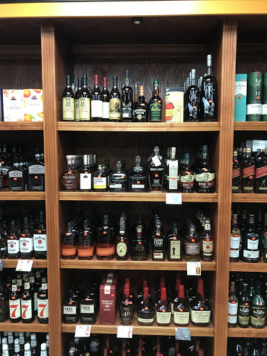 Wine Store «South Plank Wine & Spirits Inc», reviews and photos, 181 S Plank Rd, Newburgh, NY 12550, USA