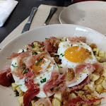 Photo n°3 de l'avis de Marion.u fait le 07/04/2022 à 09:20 sur le  Bulha Sá da Bandeira à Porto