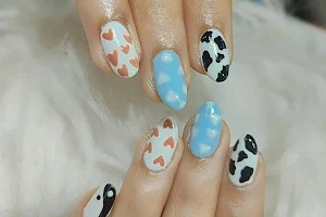 3D Nail Art Vista Salon image