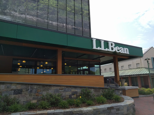 Clothing Store «L.L. Bean», reviews and photos, 101 Cherry St Suite #1020, Burlington, VT 05401, USA