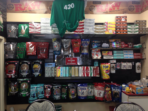 Tobacco Supplier «Omars Smoke Shop», reviews and photos, 4002 Stone Mountain Hwy #540, Snellville, GA 30039, USA