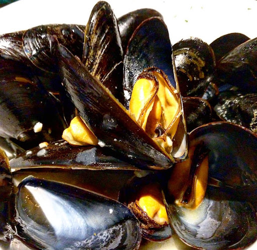 Bistro «7 West Bistro», reviews and photos, 7 W Chesapeake Ave, Towson, MD 21204, USA