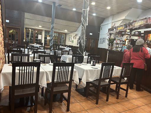 CACHOPERIA CA LA PAKA en Centelles