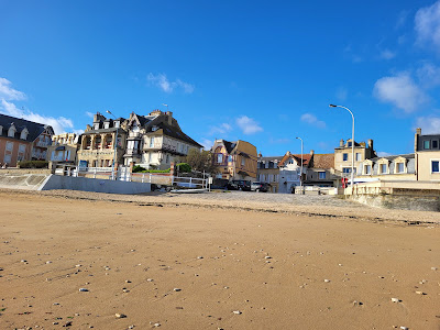 Lechevalier Dany - Camping "La Ferme" à Lion-sur-Mer