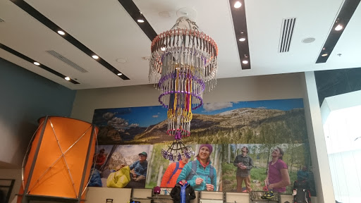Outdoor Sports Store «Mountain Hardwear Store», reviews and photos, 250 Pine St, Seattle, WA 98101, USA