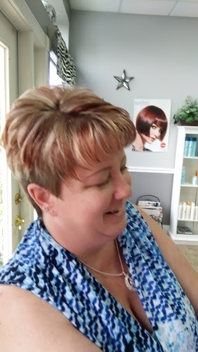 Hair Salon «Hot Headz Salon», reviews and photos, 692 W Montrose St, Clermont, FL 34711, USA