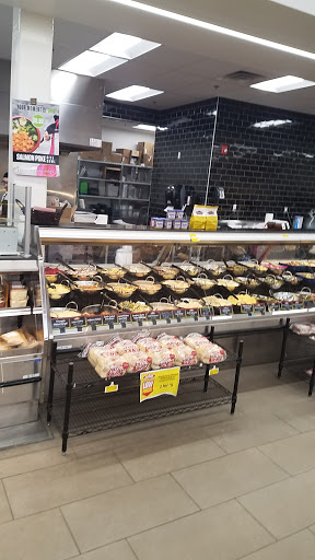 Grocery Store «Acme Fresh Market No. 1», reviews and photos, 1835 W Market St, Akron, OH 44313, USA