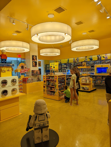Toy Store «The LEGO Store», reviews and photos, 55 W County Center Dr, Des Peres, MO 63131, USA