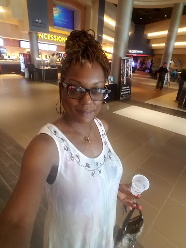 Movie Theater «Regal Cinemas Stonecrest at Piper Glen 22 & IMAX», reviews and photos, 7824 Rea Rd, Charlotte, NC 28277, USA