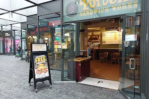 Potbelly image