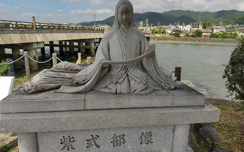 Statue of Murasaki Shikibu image