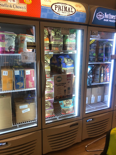 Pet Supply Store «Doggy Style Pet Shop», reviews and photos, 2023 W Division St, Chicago, IL 60622, USA