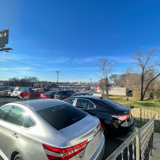 Used Car Dealer «Crystal Auto Sales Inc», reviews and photos, 2204 Nolensville Pike, Nashville, TN 37211, USA