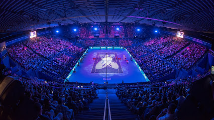 Management of Swiss Indoors AG