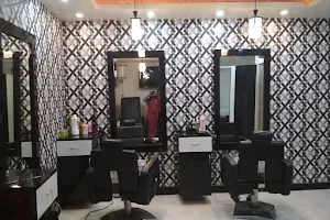 Priya Beauty Salon image