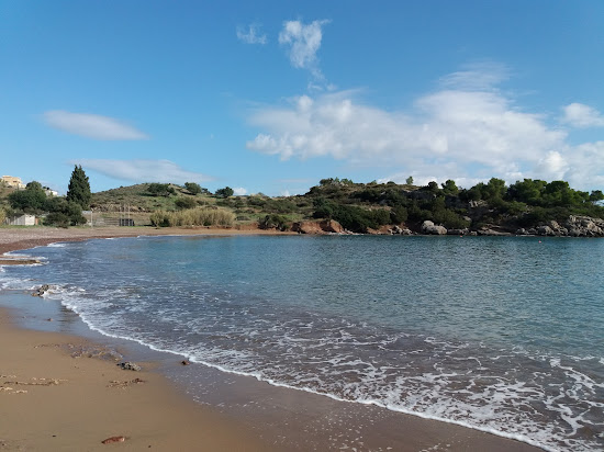 Petrothalassa beach