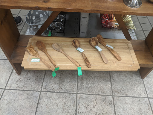 Consignment Shop «Patina Interiors», reviews and photos, 4001 Hwy 190 Service Rd, Covington, LA 70433, USA