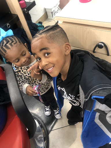 Barber Shop «Friendly Faces Barbershop», reviews and photos, 11160 Veirs Mill Rd, Silver Spring, MD 20902, USA