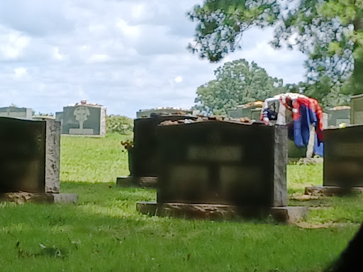 Cemetery «Crest Lawn Memorial Park», reviews and photos, 2000 Marietta Blvd NW, Atlanta, GA 30318, USA