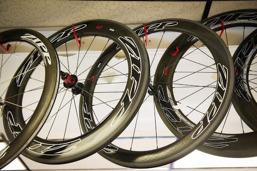 Sporting Goods Store «Brickwell Cycling & Multisports», reviews and photos, 3 Northern Blvd, Great Neck, NY 11021, USA