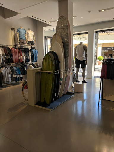 Sportswear Store «lululemon», reviews and photos, 563 Newport Center Dr, Newport Beach, CA 92660, USA