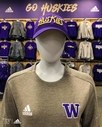 Sportswear Store «Husky Team Shop», reviews and photos, 3870 Montlake Blvd NE, Seattle, WA 98195, USA