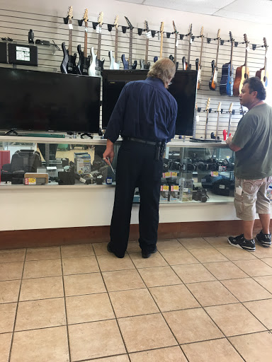 Pawn Shop «First Cash Pawn», reviews and photos, 7751 N Lindbergh Blvd, Hazelwood, MO 63042, USA