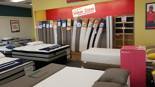 Mattress Store «Mattress Firm Brookwood», reviews and photos, 2585 Peachtree Pkwy #200, Cumming, GA 30041, USA