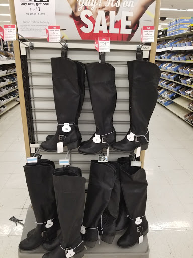 Shopping Mall «Braelinn Village Shopping Center», reviews and photos, 548 Crosstown Drive, Peachtree City, GA 30269, USA