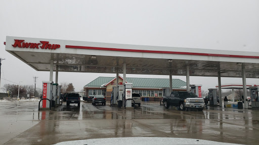 Convenience Store «Kwik Trip #330», reviews and photos, 104 Aspen Ln N, Belle Plaine, MN 56011, USA