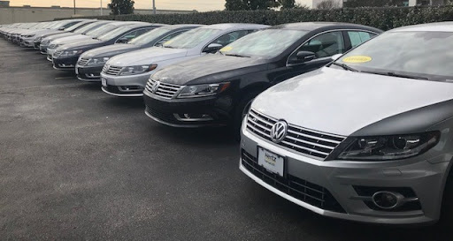 Used Car Dealer «Hertz Car Sales Dallas», reviews and photos, 3326 W Mockingbird Ln, Dallas, TX 75235, USA