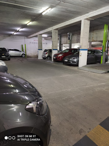 Opiniones de Parking cerrito en General Líber Seregni - Aparcamiento