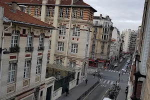 Hipotel Paris Belleville Gare de l'Est image