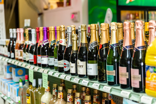 Liquor Store «R & H Liquor Stores», reviews and photos, 1662 TX-337 Loop, New Braunfels, TX 78130, USA